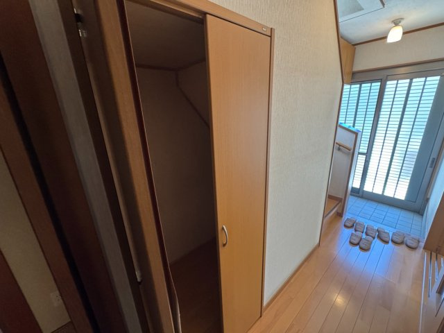 堺市西区鳳中町九丁　中古戸建の収納
