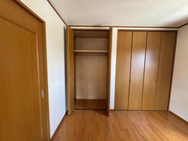 堺市西区鳳中町九丁　中古戸建の収納