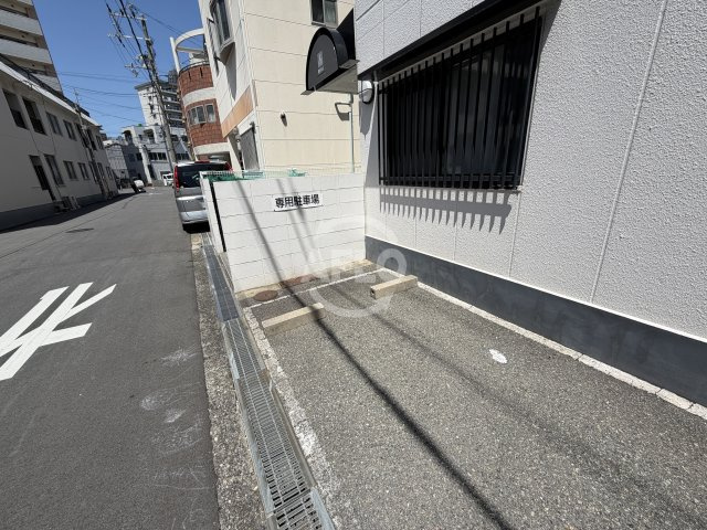ロイヤルカーサ姫里の駐車場|駐車場
