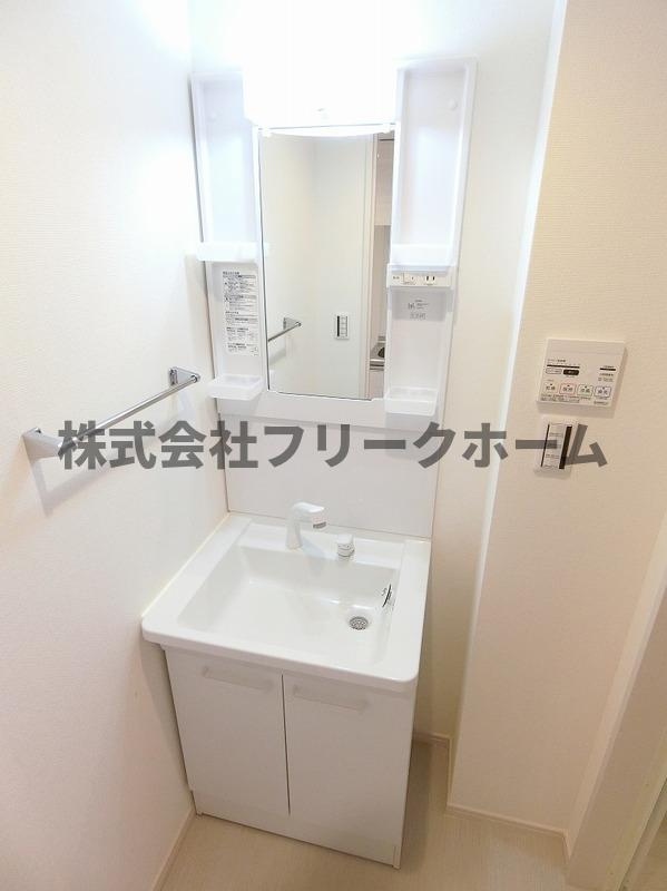 三鷹市牟礼６丁目のアパートの洗面所