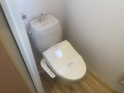 【トイレ】 | シャレオ上大市　南棟 | 清潔感のあるトイレです