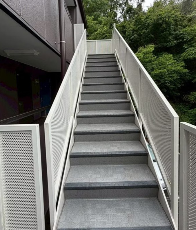 横浜市戸塚区名瀬町の賃貸マンションのバルコニー