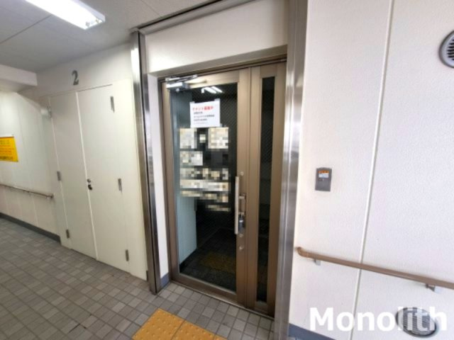 堺・光明池駅前アーバンコンフォートの玄関