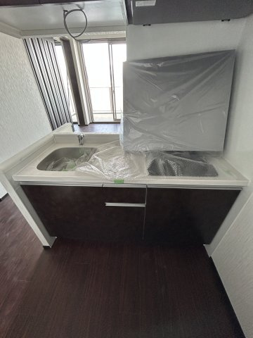 プレジオ塚本ASIANのキッチン