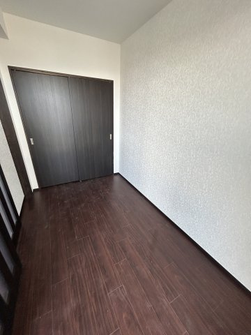プレジオ塚本ASIANの寝室
