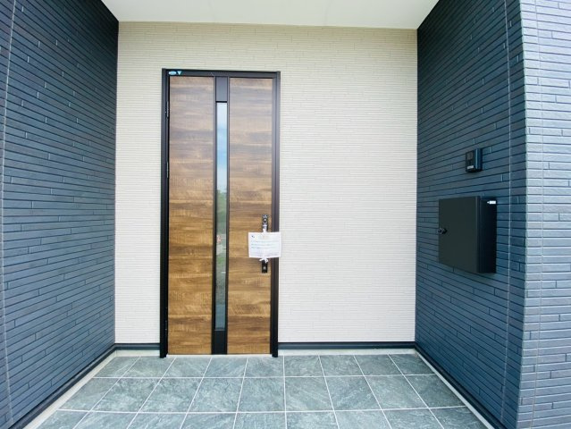 よかタウン／南区城南町碇4期／４号棟の玄関