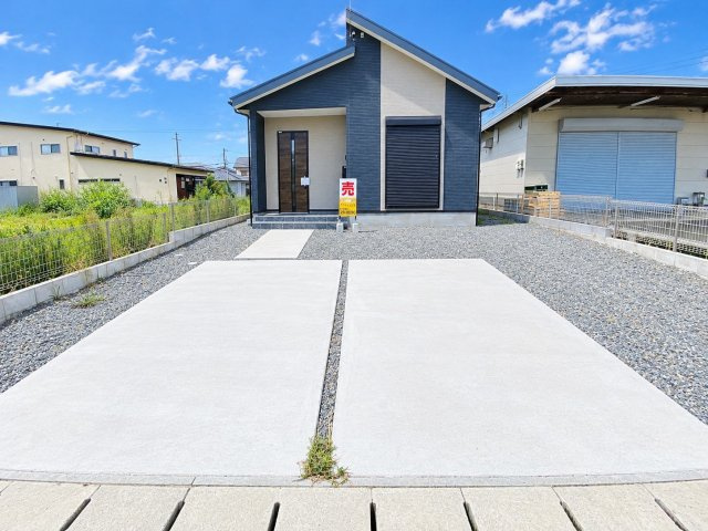 よかタウン／南区城南町碇4期／４号棟の駐車場