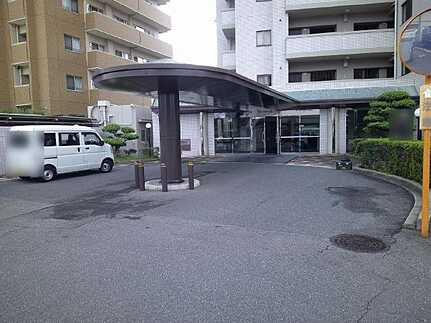 ダイアパレス中須の駐車場