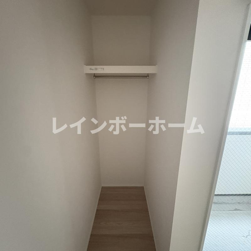 草加市瀬崎２丁目のアパートの収納