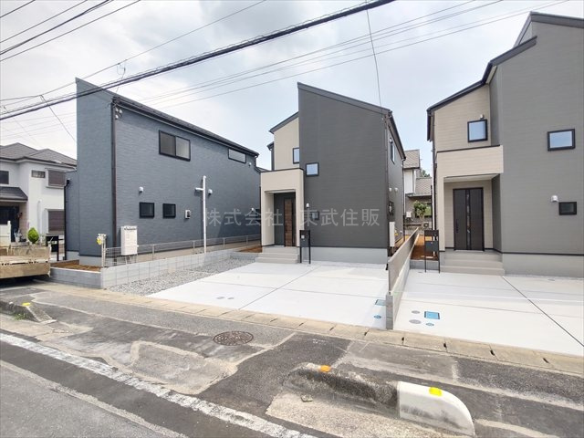 【前面道路含む現地写真】の画像