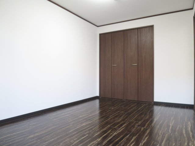 【寝室】