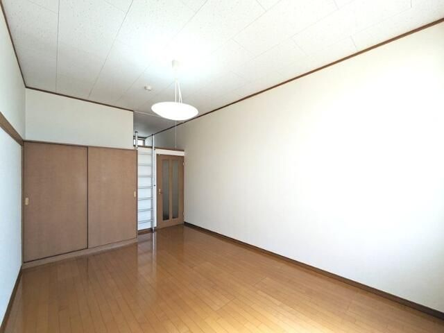 メインシティガーデン　壱番館の寝室
