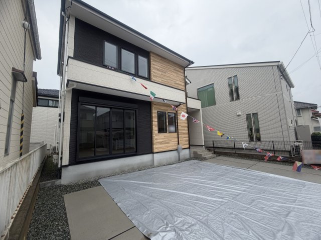 神戸市西区春日台２丁目新築戸建の外観