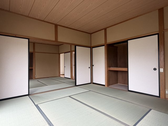 仁井田町寺前貸家の和室
