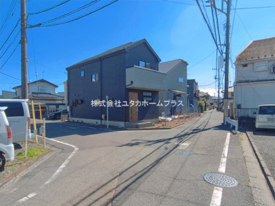【前面道路含む現地写真】 | 東大和市中央1丁目　新築戸建　【全2棟】