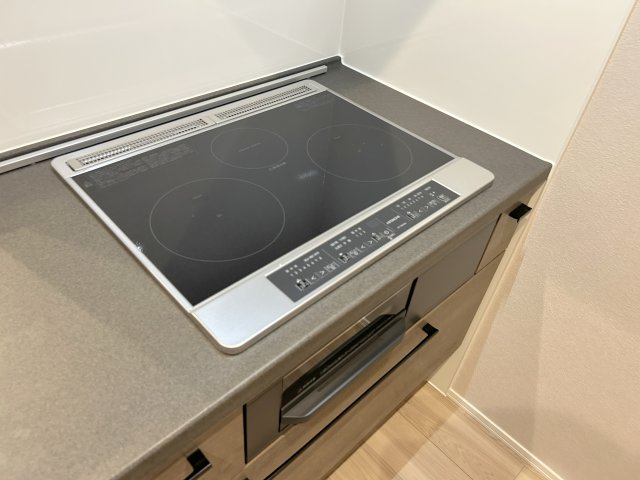 レジデンスヒューゲル鶴ヶ丘Ⅱのキッチン
