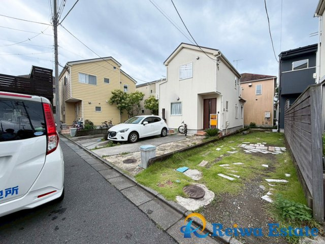 中古戸建　藤沢市辻堂東海岸2丁目の前面道路含む現地写真