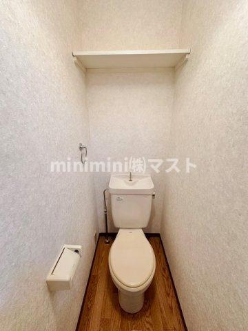 シュロスヒロカズ大手前のトイレ|他号室参考写真