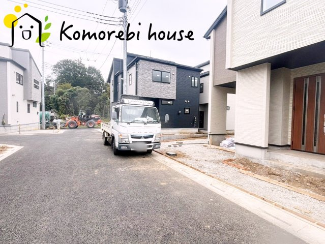 さいたま市見沼区南中野　ガーデンパーク　3期　新築一戸建て　ブルーミングガーデン　20の前面道路含む現地写真|10/23撮影