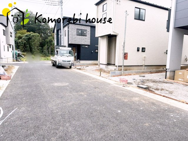 さいたま市見沼区南中野　ガーデンパーク　3期　新築一戸建て　ブルーミングガーデン　21の前面道路含む現地写真|10/23撮影