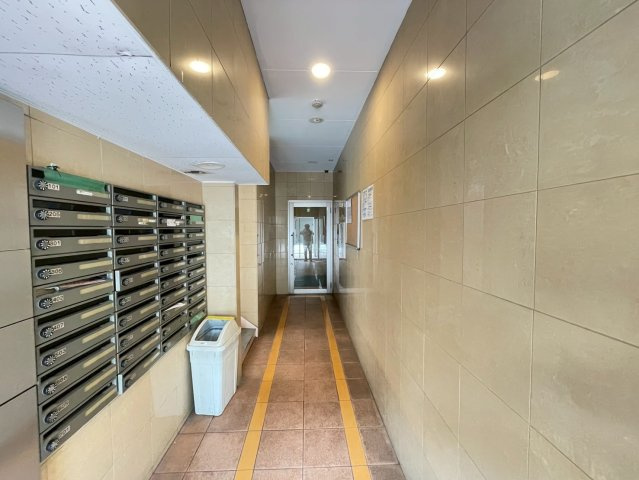 インパレス小阪のロビー