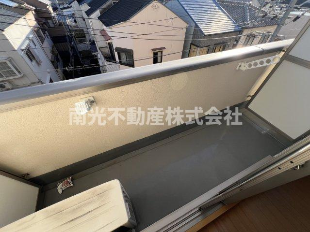 インパレス小阪の居間・リビング