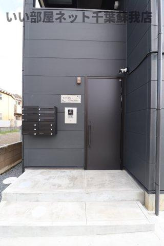 ラ・ターナ本千葉のエントランス|ゆとりのあるエントランスです