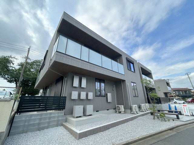 レジデンスヒューゲル鶴ヶ丘Ⅱの外観