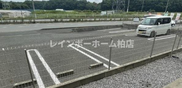 ▶非対面対応◀接客・申込・契約オンライン！LINE×相談可！の駐車場|駐車スペースもあります