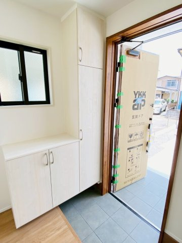 よかタウン／南区田迎5丁目2期／１号棟の玄関