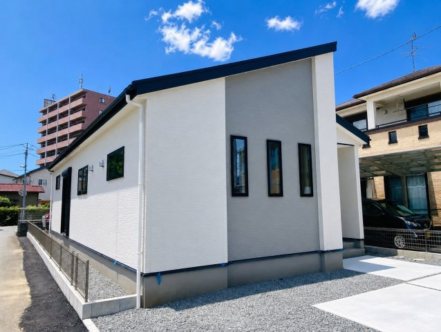 よかタウン／南区田迎5丁目2期／１号棟の玄関
