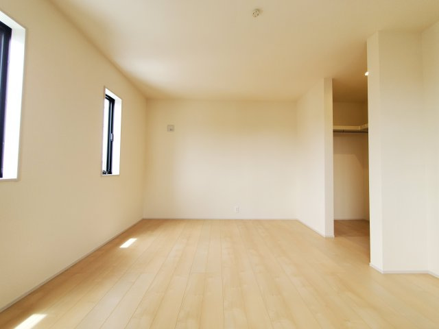 八潮市　八條　新築戸建　全1棟の洋室|掲載写真は施工例です。物件の魅力だけでなく、購入前に確認しておきたいポイントもわかりやすくご案内します。