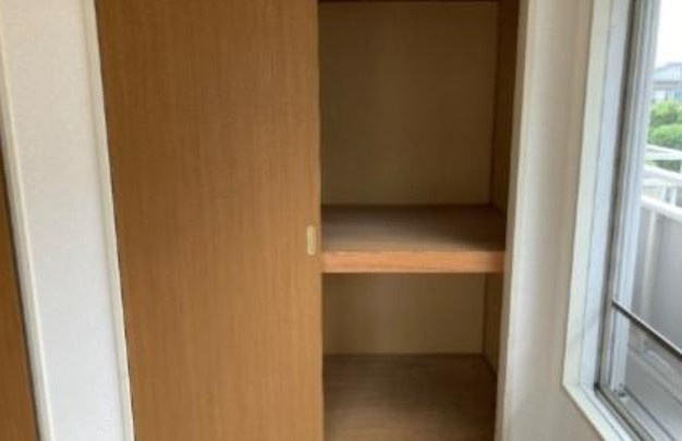 青梅市長淵５丁目のアパートの収納