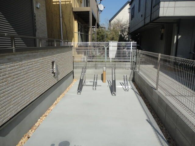 グランディール東小岩の駐車場