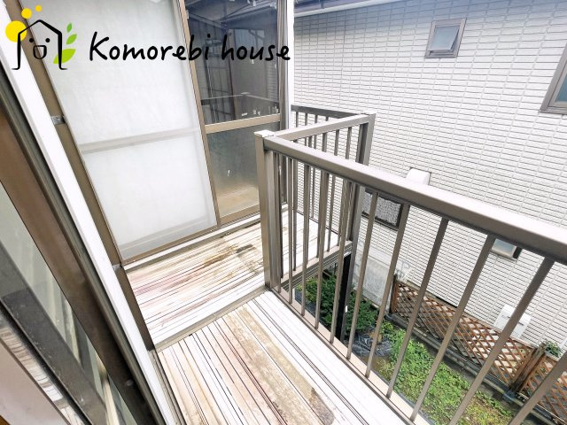上尾市平塚　中古戸建のバルコニー|バルコニー付きです