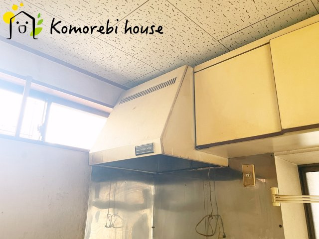 上尾市平塚　中古戸建のキッチン|キッチンでお料理をお楽しみください