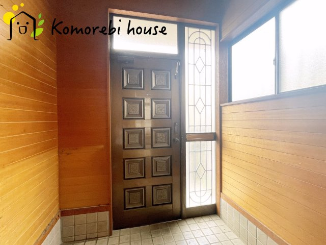 上尾市平塚　中古戸建の玄関|玄関です