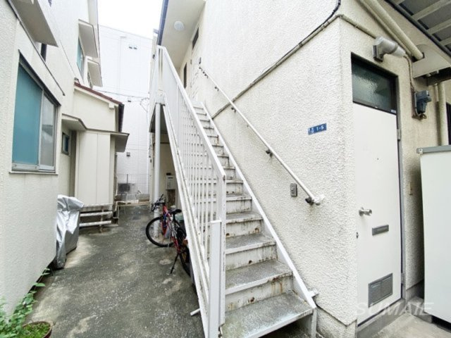 小林荘のその他共用部分|階段です☆