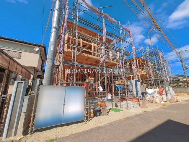 幸手市中第2　新築一戸建て　01　リーブルガーデンの前面道路含む現地写真|26/07/31　撮影