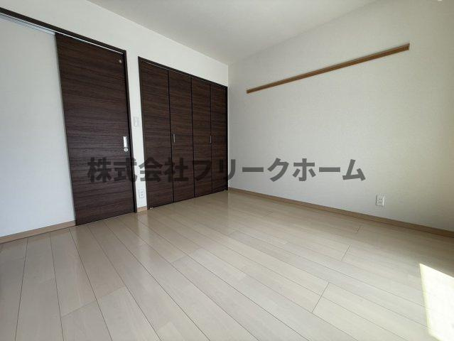 武蔵野市境南町２丁目のアパートの寝室