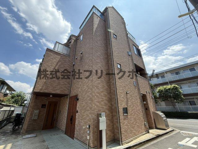 武蔵野市境南町２丁目のアパートの外観