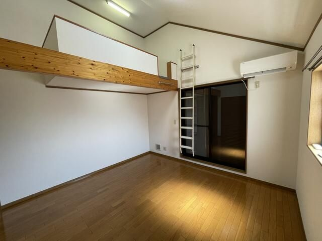 大和市西鶴間１丁目のアパートの寝室