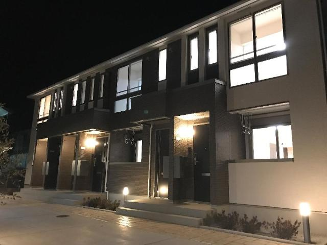 【エントランス】 | ラグーザⅠ | 外観写真（夜）