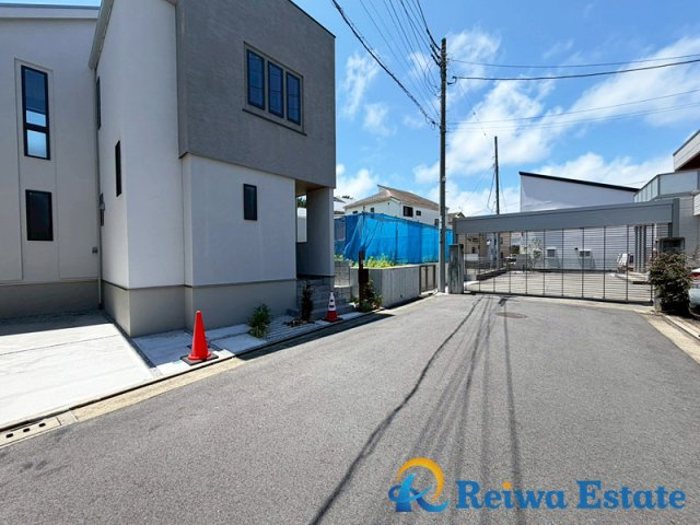 新築戸建　茅ヶ崎市柳島海岸の前面道路含む現地写真
