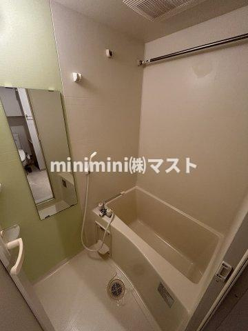 ジュネーゼ京町堀パークサイドの浴室