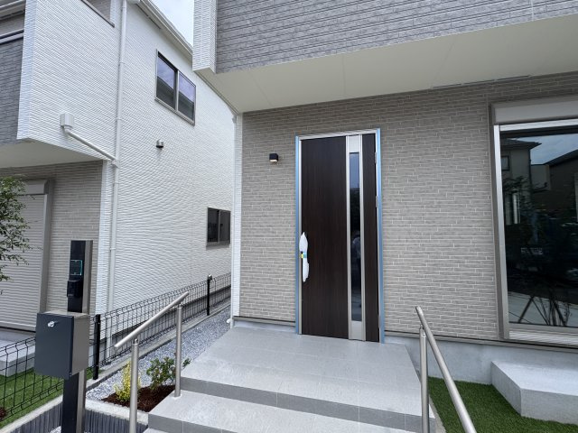市川市中国分５丁目新築戸建のエントランス|エントランス・玄関ポーチ