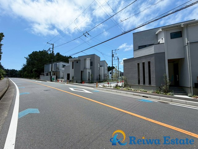 新築戸建　茅ヶ崎市柳島海岸の前面道路含む現地写真