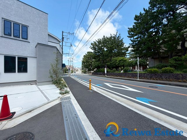 新築戸建　茅ヶ崎市柳島海岸の前面道路含む現地写真