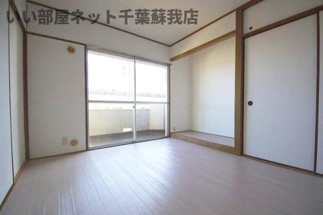 スカイラークハイツ702号の寝室|お気軽にお問い合わせください♪
