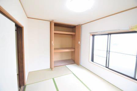 初美ハイツの収納|クローゼット付きです！